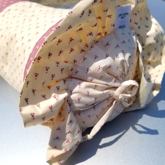 Neckroll pillow - Picture 2 of 2